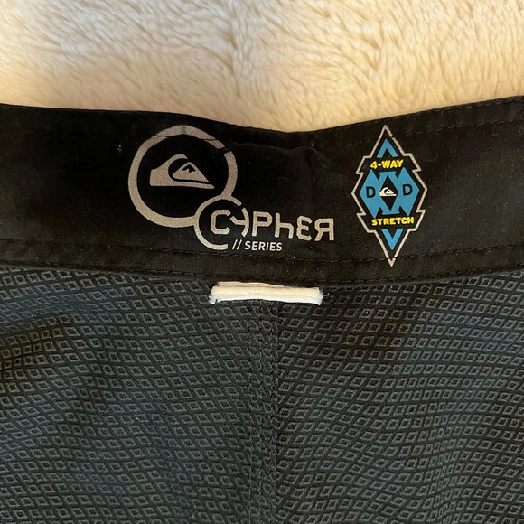 Quiksilver Mens Black Board Shorts Swim Trunks Cypher 4 Way Stretch - Picture 3 of 3
